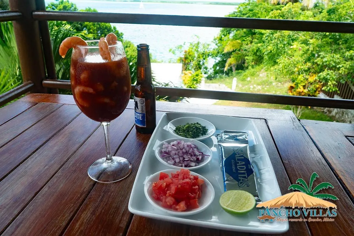 ***  Hotel Pancho Villas Bacalar - Kayyaks Gratis Mexico