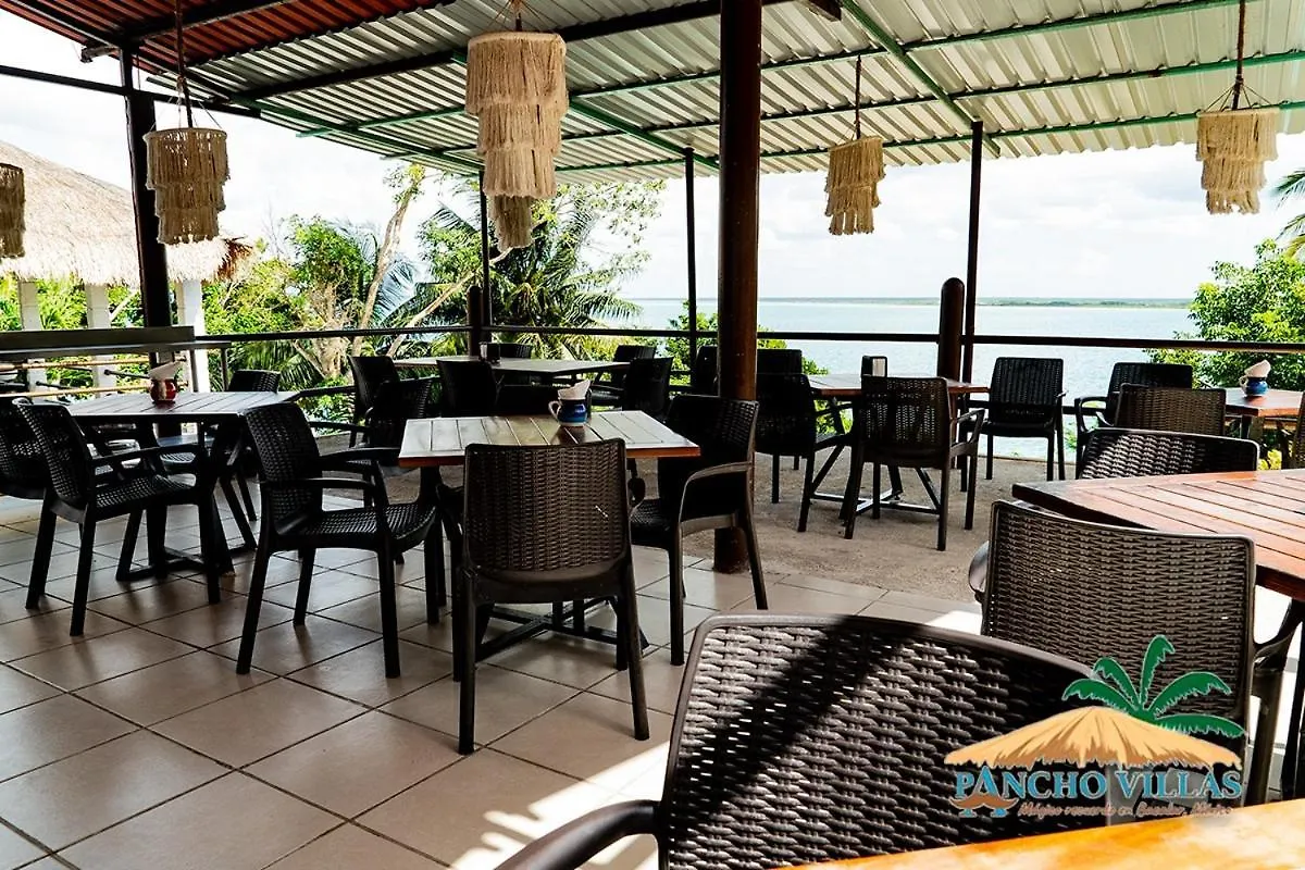 Hotel Pancho Villas Bacalar - Kayyaks Gratis Mexico